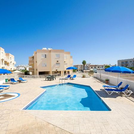 Sofia Apartment 700M Away From The Beach Паралімні Екстер'єр фото